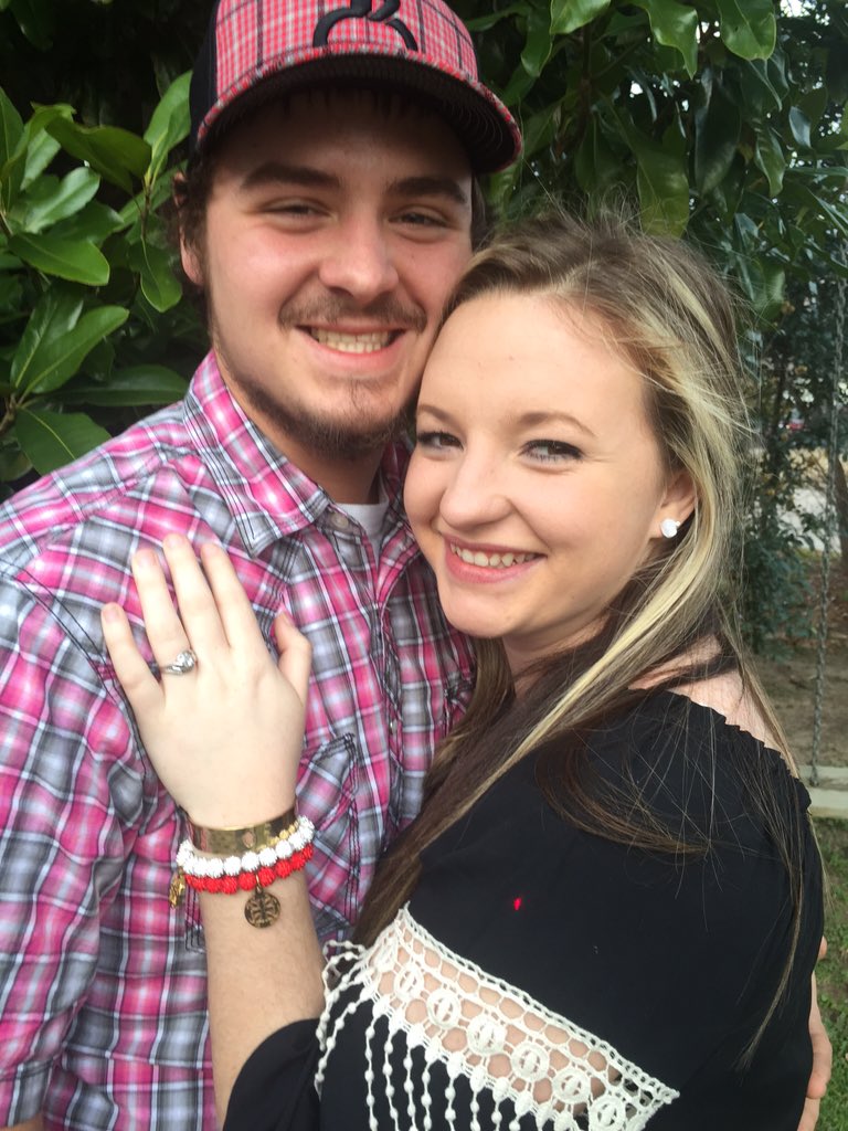 lorenbox14's tweet image. Merry Christmas from me and my wonderful man. 🎄❤️💍