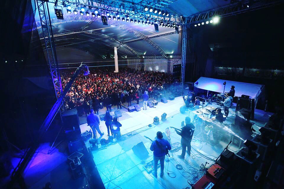 sprigmusic's tweet photo. Above the stage at #EXJ2015 @exjoficial @jenniferhopper @find_ch // Thank you all for praying for the Hoppers! https://t.co/rmB6byjE3W