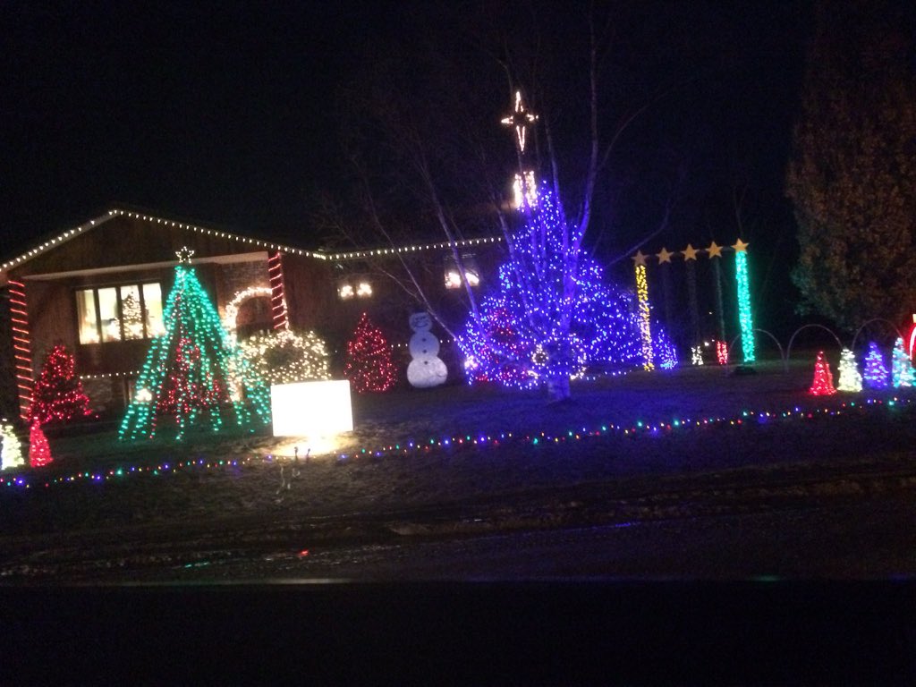 Wrapped up #Christmas with a visit to see Landon's show <a href="/StratfordPEI/">StratfordPEI</a> #pei <a href="/hsfpei/">Heart & Stroke PEI</a>