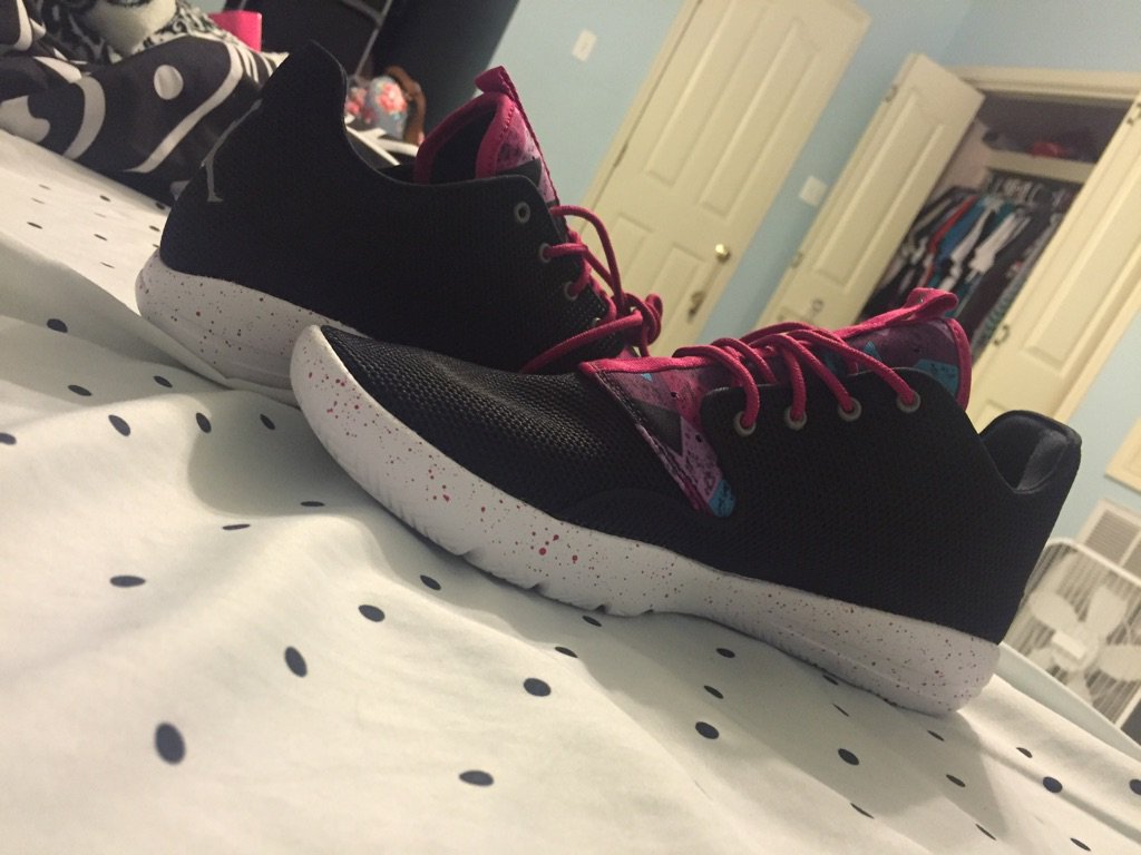 _liviee's tweet image. 😌☺️ #newJs #kotd #onpoint 😎😝👟