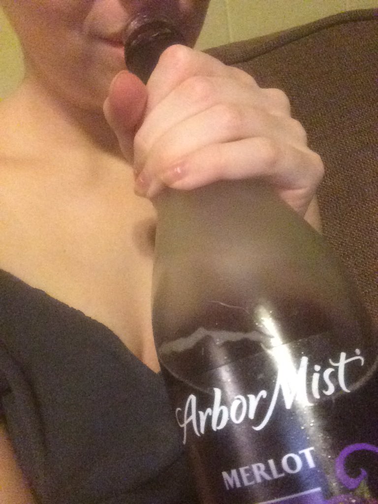 littlexautumn's tweet image. Merry Crimmus 🎅🏼🍷#lowstandards