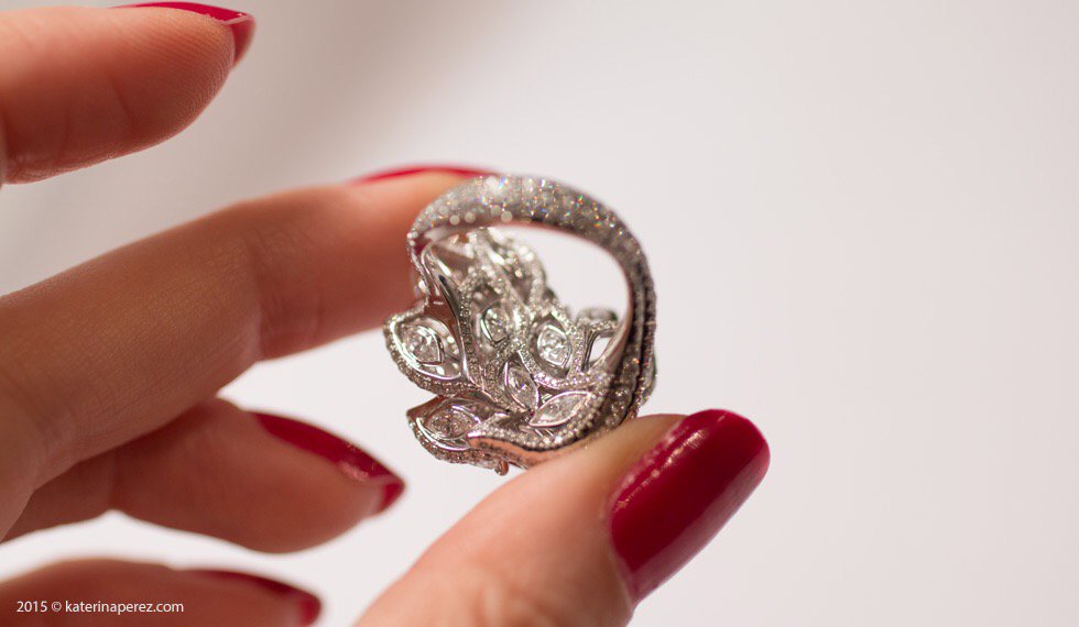 Katerina__Perez's tweet photo. #Faidee #jewels are so exclusive! #auctions are the only place where you can buy them https://t.co/kaNtBZmqzU https://t.co/VYYs2LiPL5