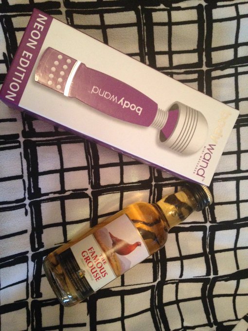 Thanks @Nigeblue , up there in my top 5 presents this year!! #ChristmasToy 😍 https://t.co/6IHEqnpi8F<a href="/tag/christmastoy"class="tags"><span>#christmastoy</span></a>