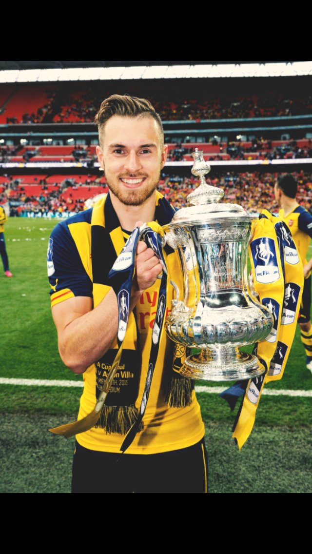 Happy birthday aaron ramsey 