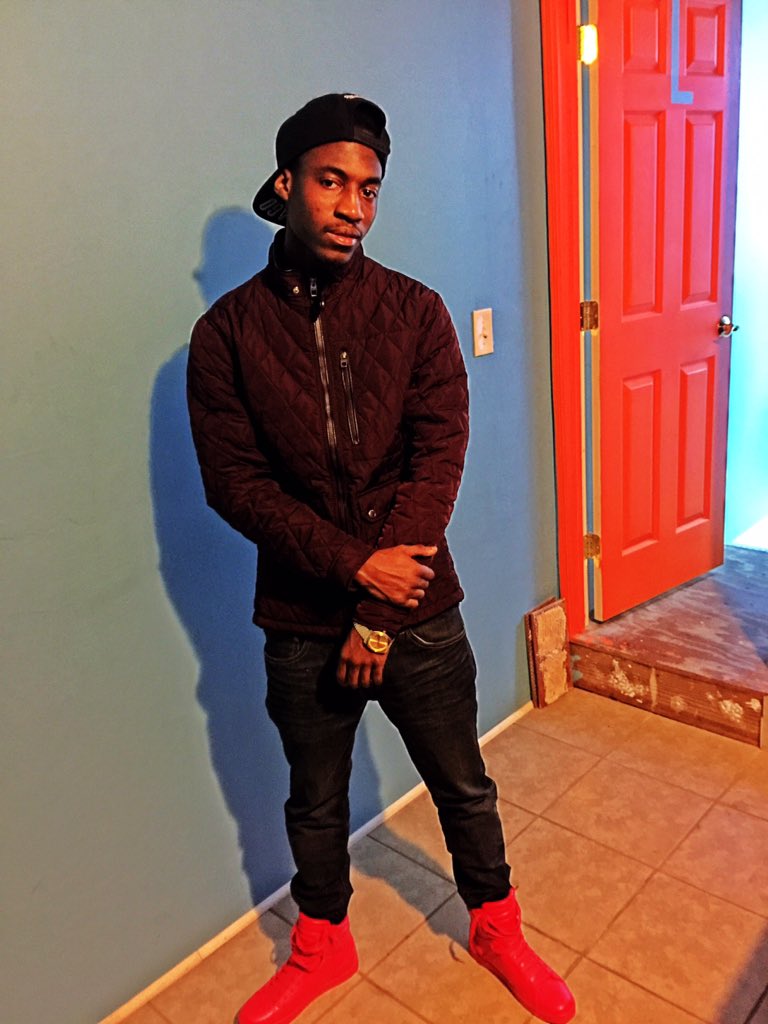 ThaRealOne_'s tweet photo. https://t.co/0ZhX3NPYqD