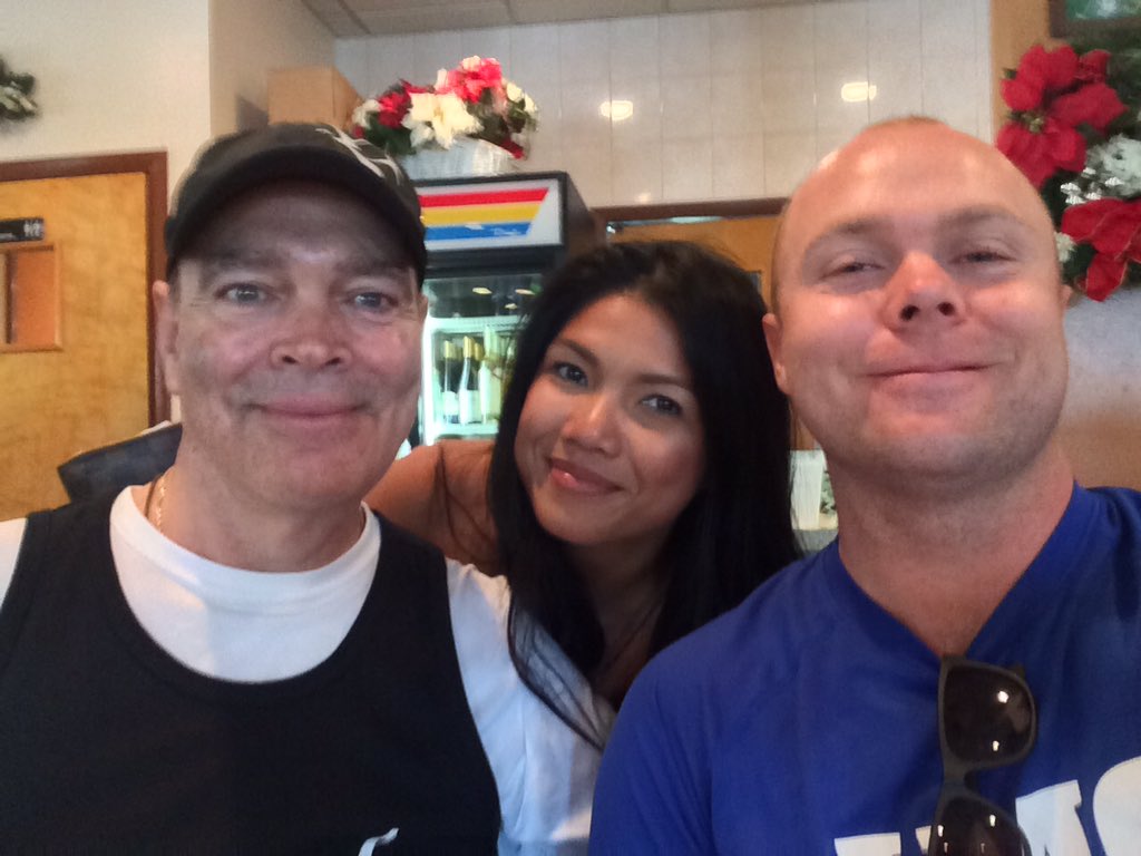 Christmas brunch <a href="/nhowe/">Nathaniel Howe</a> <a href="/tonycfa/">AnthonyCFA</a> ❤️