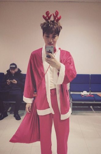 KAIIAK0114's tweet photo. 산타 할아버지가 찾아왔다🎅🎅🎅 https://t.co/6tlCbbpcw0