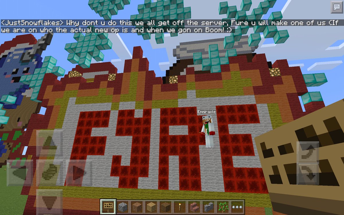 BBC_BokBokCraft's tweet photo. DinoEmmi is awesome #DinoEmmi ^-^ Merry Christ-mas BBC! Merry Christ-mas Bokians!! https://t.co/mIhHC3jGaN