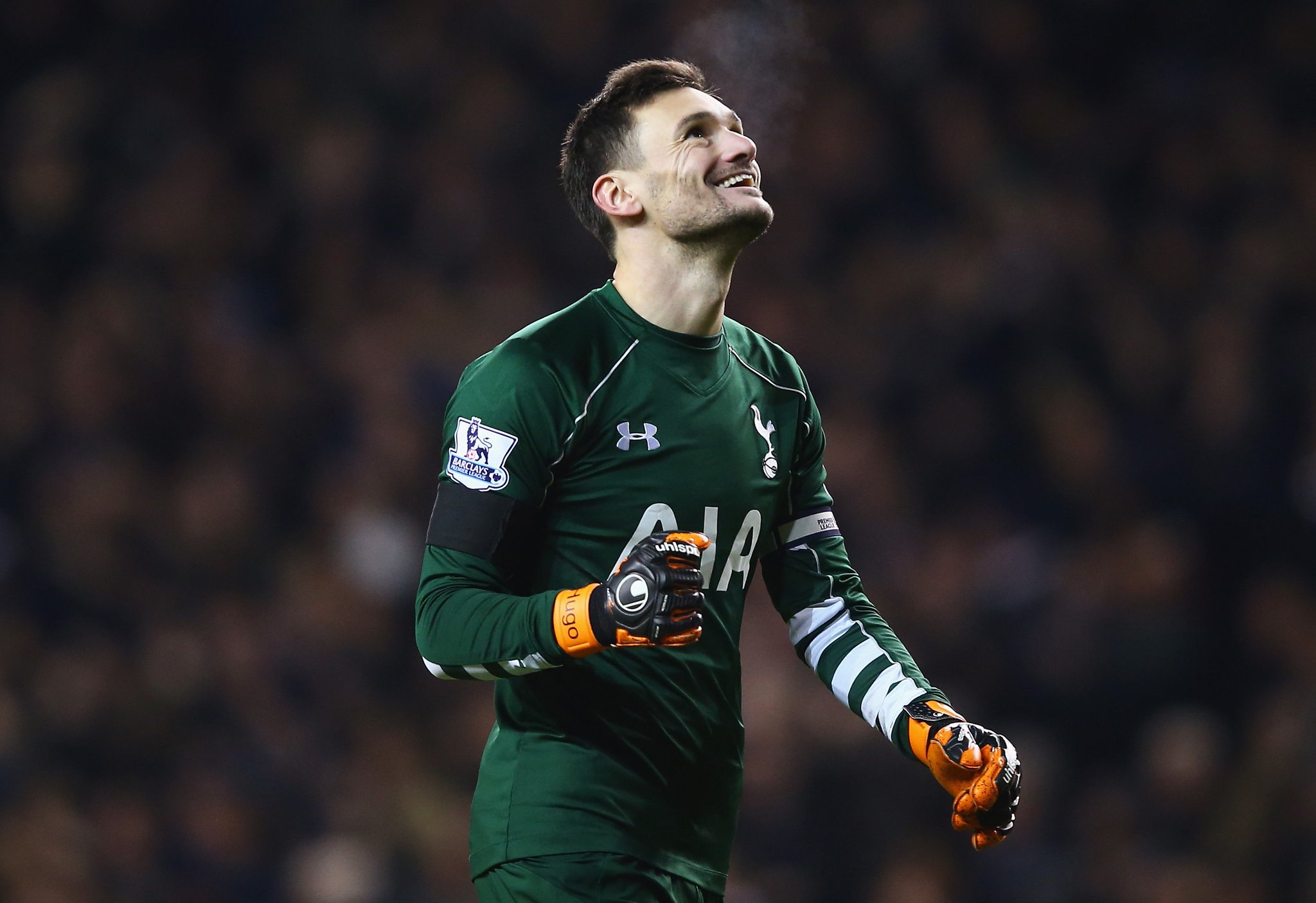 A very happy birthday to Hugo Lloris! Have a great day with three points to celebrate! 