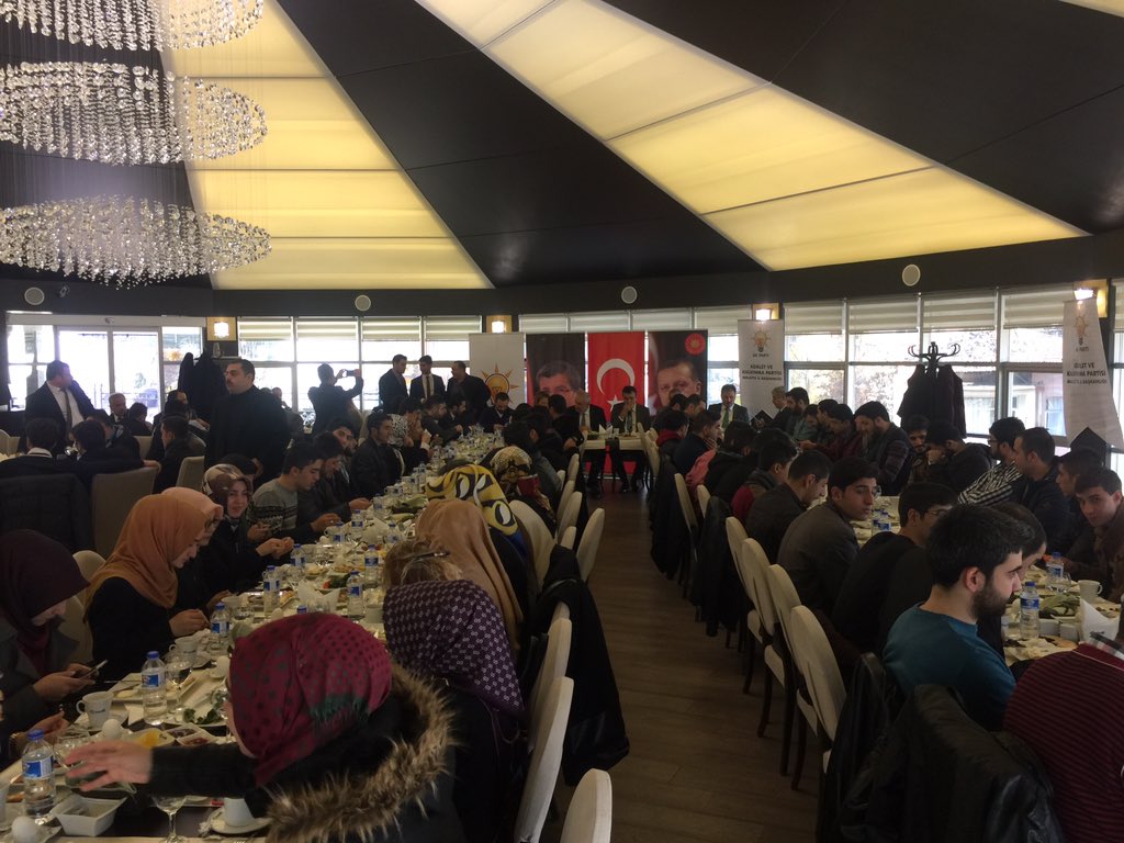 yasirksk4444's tweet image. Bakanımız ve Vekillerimiz İle Kahvaltı Programımızı Gerçekleştiriyoruz.