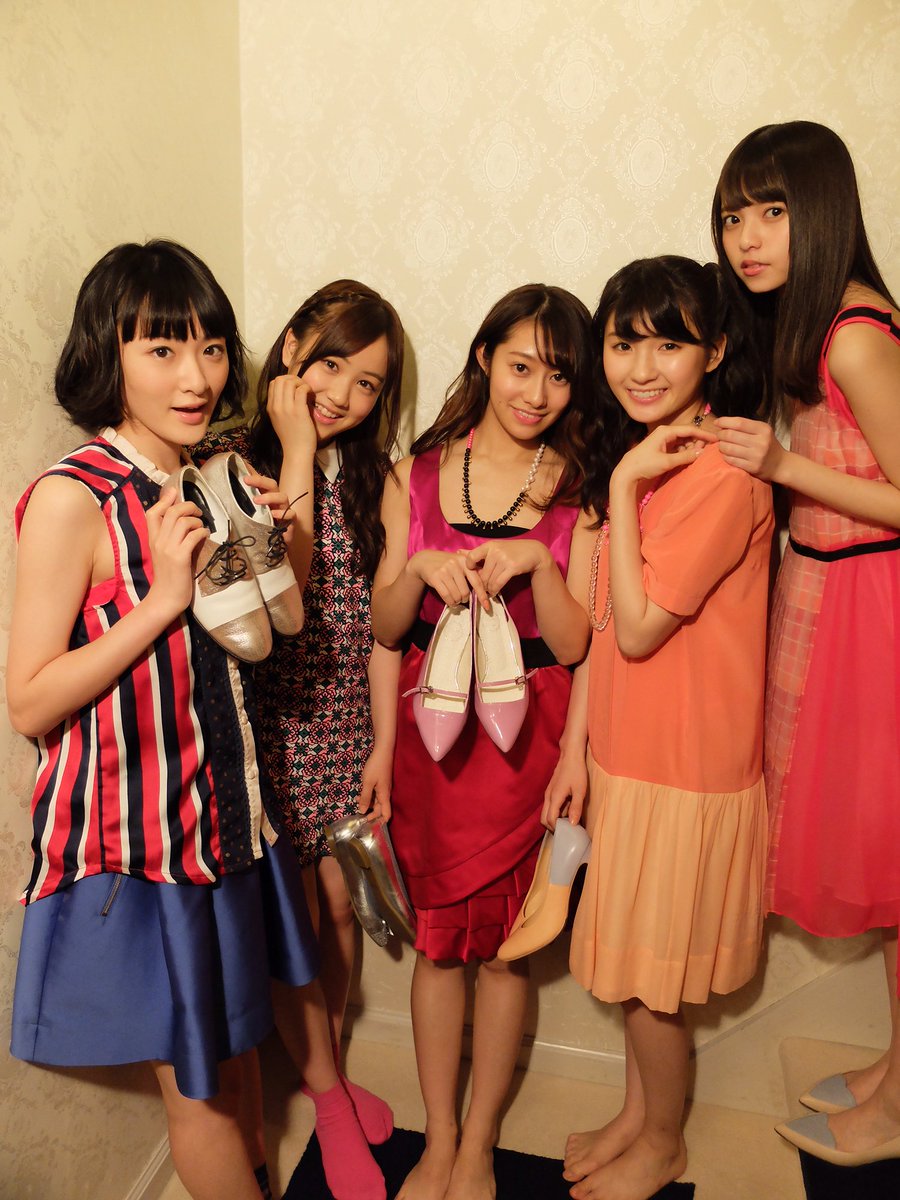 B L T Official 乃木坂46全員集合のb L T 2月号発売中 ということで本日も乃木坂担当から破壊力抜群のオフショットをドーン 秘密のパーティー 組の5人です ところで37人全員の写真が入った付録の特大ポスター もう見ていただけましたか B L T Official 乃木坂46全員集合のb L T 2月号発売中 ということで本日も乃木坂担当から破壊力抜群のオフショットをドーン 秘密のパーティー 組の5人です ところで37人全員の写真が入った付録の特大ポスター もう見ていただけましたか