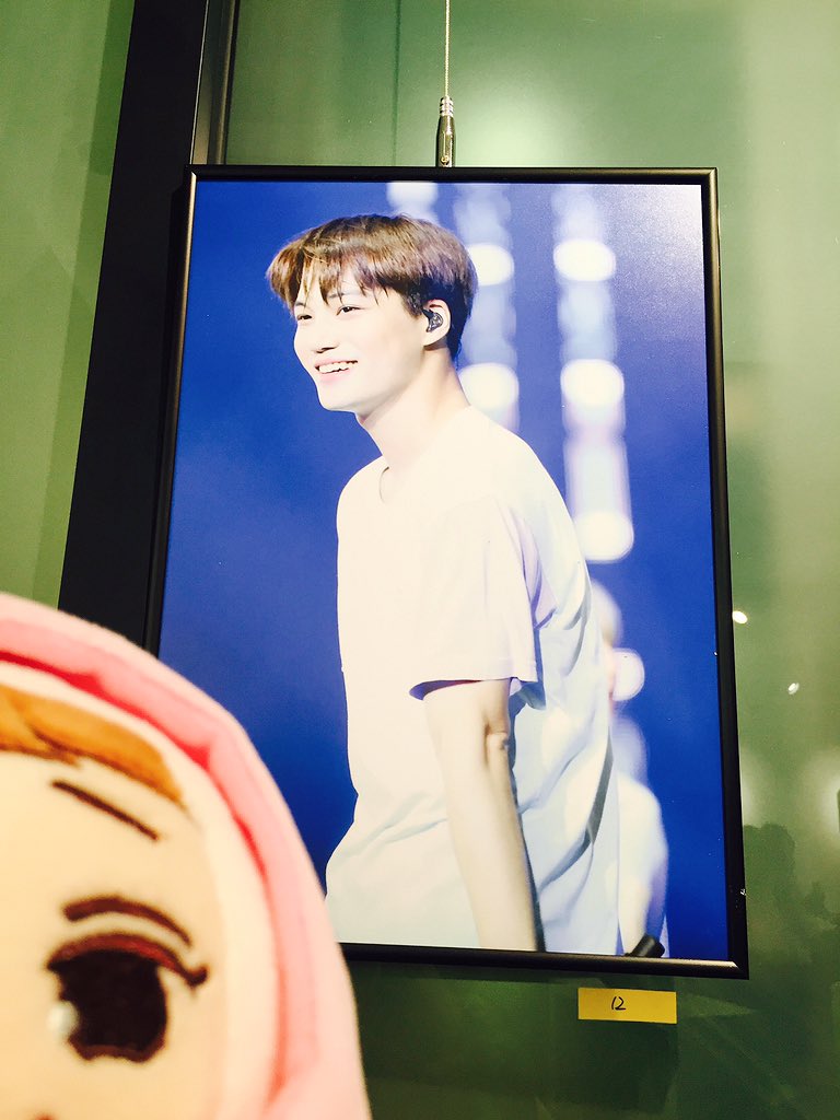 exosaranghaeTT's tweet photo. 엄마모해~?(엄마 체체 동생보고있지~
��수이뿌다아 그치엄마!(오열중
죠이니바바요엄마!(오열중
엄마우러..? 나 혼자봐야게따아(울다지침 https://t.co/3liKlhQC9m