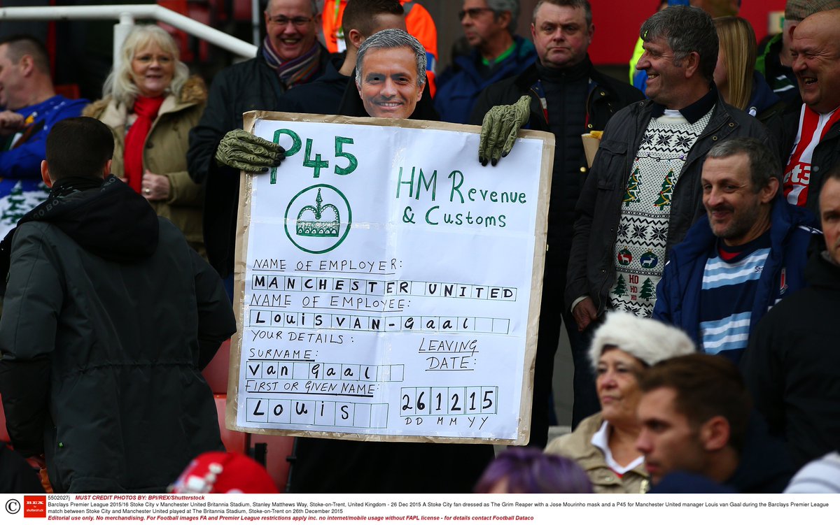 BBCSport's tweet photo. HT: Stoke 2-0 Man Utd

The home fans are enjoying Boxing Day so far...

https://t.co/EiToVhSFHT #SCFC #MUFC https://t.co/5UoVF8T7g2