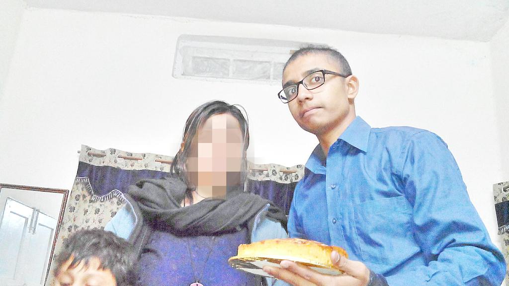 dd80017's tweet image. Celebrating my birthday