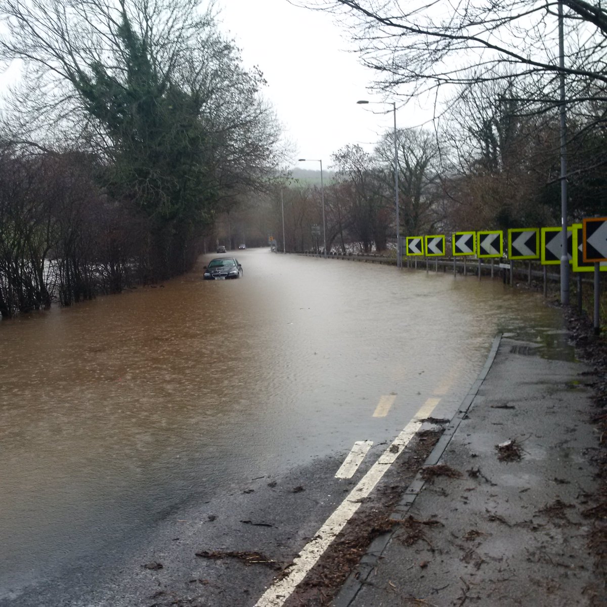 Manor Park Bends, Burley. Apparently BMW's with personalized plates won't go through flooding ( <a href="/IlkleyChat/">Ilkley Chat</a> )