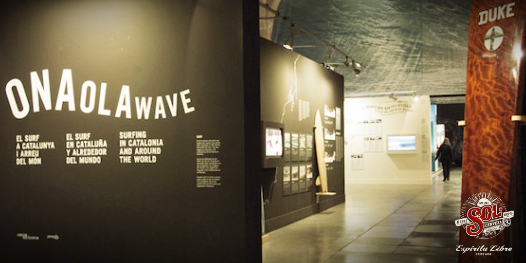 Cabalga la expo 'Ona Ola Wave. El Surf en Cataluña y en todo el mundo' hasta el 1 de enero en el @MuseoMaritim #BCN