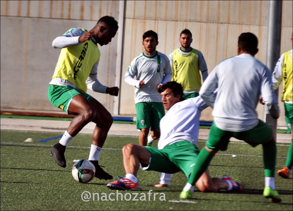 .@francordoba95 intenta parar a <a href="/mohatrd/">moha traore</a> 
#CCFB |