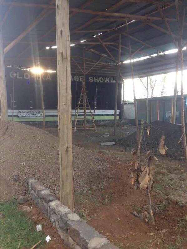 TwistedWebz's tweet photo. #BestOf2015 #TwendeEDM billed Kenya's own Tomorrowland 😂😂😂 https://t.co/g1dPjBLP5m