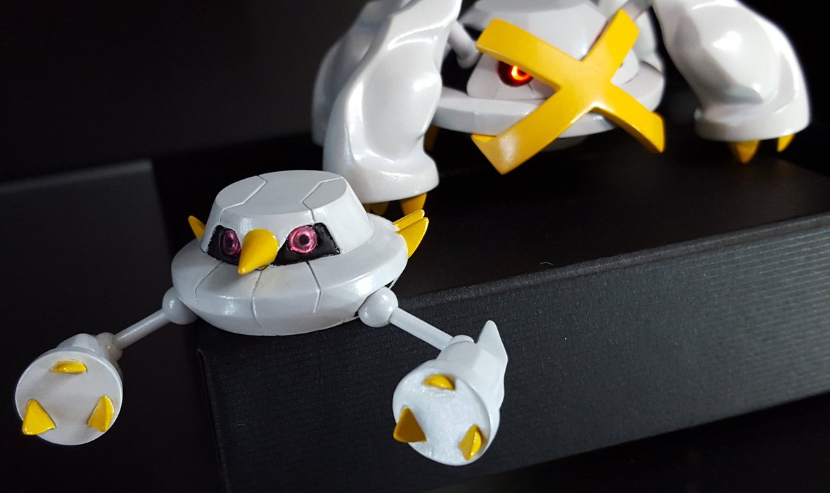 すくなめ ついに完成しました 立体ポケモン図鑑シリーズ改修品 メタグロス ダンバル 色違い です 腕は可動式で目はledにより発光します また 色違いの白ともシルバーともつかない色を ホワイトの上にパールホワイトを重ねることで再現しています すくなめ ついに完成しました 立体ポケモン図鑑シリーズ改修品 メタグロス ダンバル 色違い です 腕は可動式で目はledにより発光します また 色違いの白ともシルバーともつかない色を ホワイトの上にパールホワイトを重ねることで再現しています