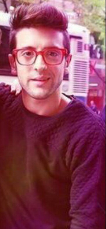 PazzePerBarone's tweet photo. Ti regalo il mondo! 😍😘😍😘 @piero_barone 
-Noemi💗 https://t.co/Xstbtagaqe