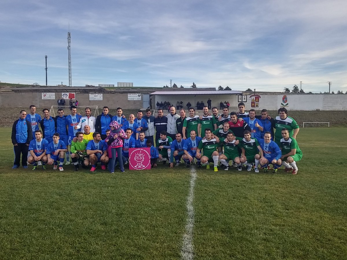 Está tarde hemos participado en el  partido benefico x la investigación del síndrome Rett junto al <a href="/racingdevillaca/">UD VillacastinRacing</a>