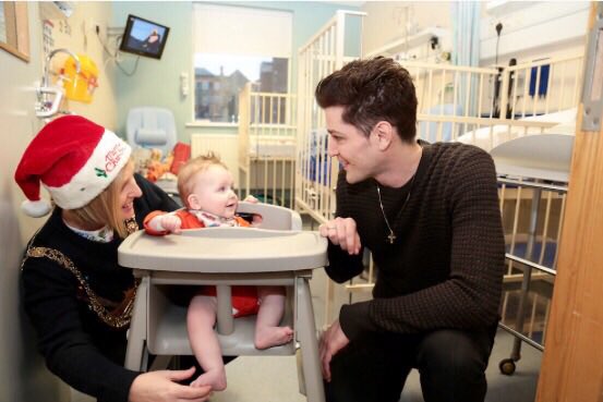 TheScript_Danny's tweet image. Hanging with little Lenin Christmas morning @Temple_Street