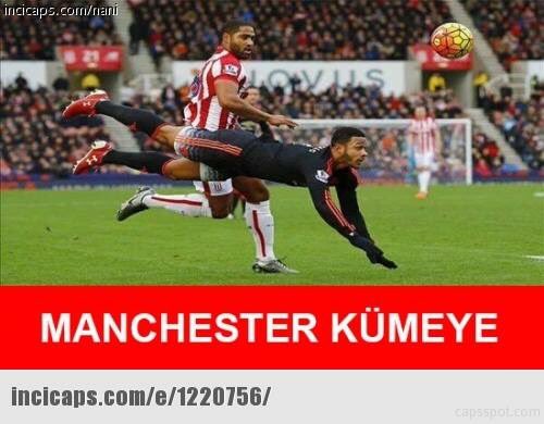 incicaps's tweet photo. Çakma Van Persie https://t.co/EbTsHg3IJr