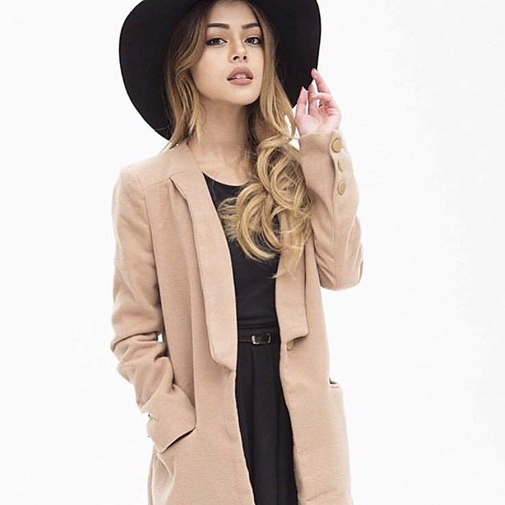 DivergenceCloth's tweet photo. Shop #jackets and #coats at #divergenceclothing 😍 #love our #beige #lapelcoat #tan #style #outfits #OOTDGoals #ootd https://t.co/mPZJTVllX8