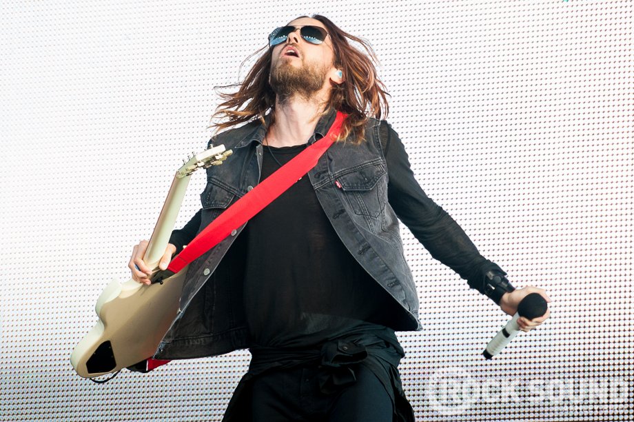 It\s Jared Leto\s birthday today. Happy birthday, sir. 