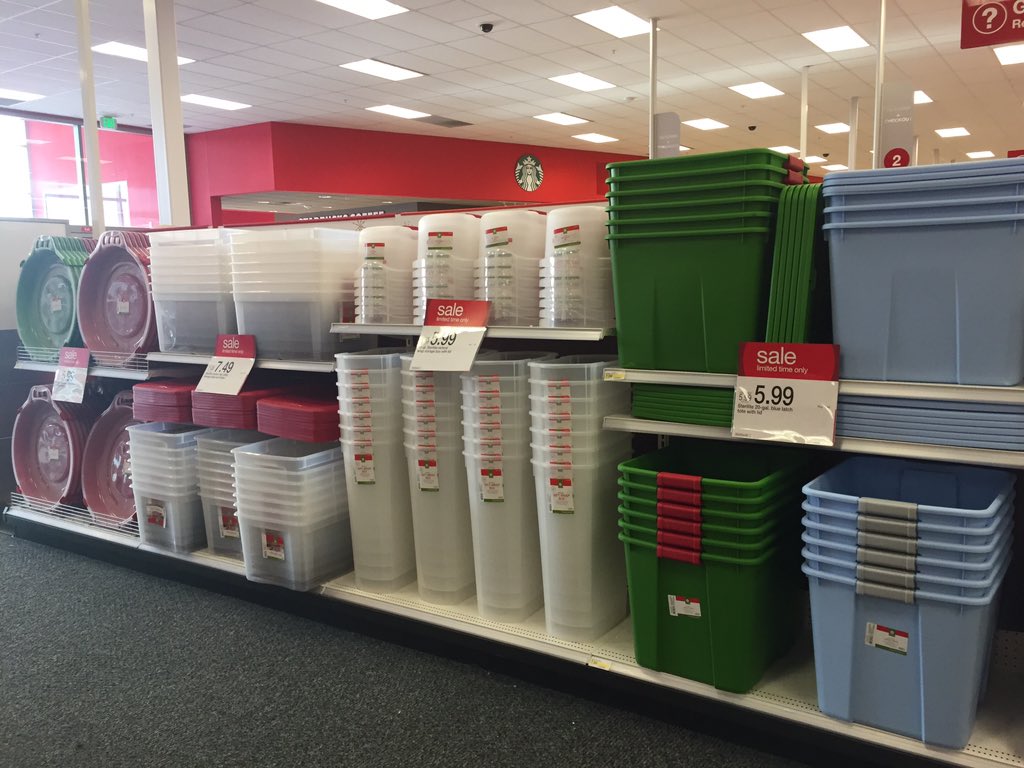 mdtucker131's tweet photo. Need plastics to for your holiday gear? @TWilmingtonMA has you covered. @achiarelli221 @JimHogan23 @samshah21 https://t.co/9H2KUhV4de