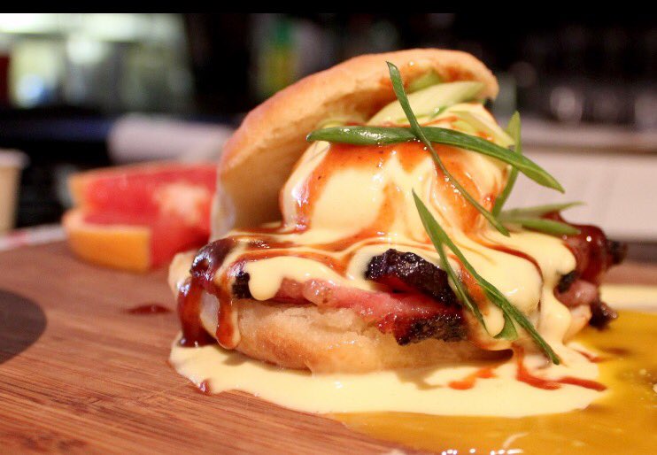 saltlicksmoke's tweet photo. Open for brunch 10-10 today!!! #BoxingDay #HamOnt #JamesN https://t.co/794zQiZcHM