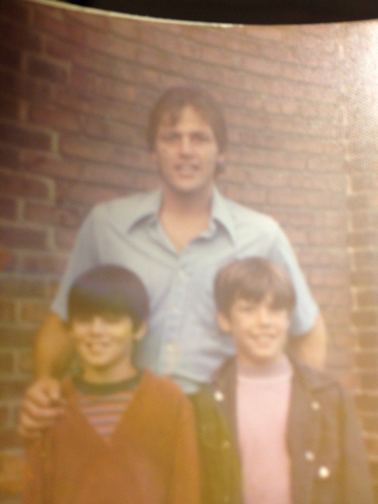 Happy Birthday Carlton Fisk. Yup thats me a long time ago hanging with the big guy 