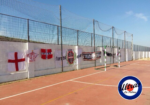 FrenteTiesoLPCF's tweet photo. Jornada de convivencia en nuestro "I TORNEO ULTRAS LA PALMA". https://t.co/OQJNhjXqwY