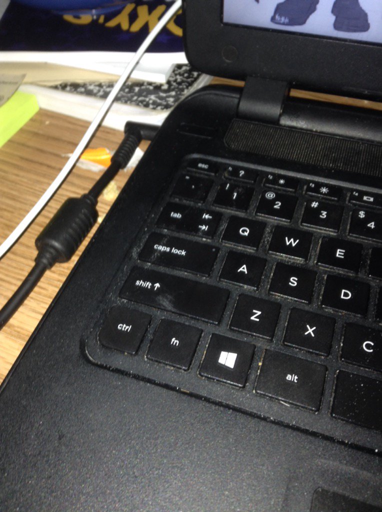 SkyeilesPrower's tweet image. Well this is the aftermath of spilling cereal with no milk #alergic looks like powder loves my keyboard