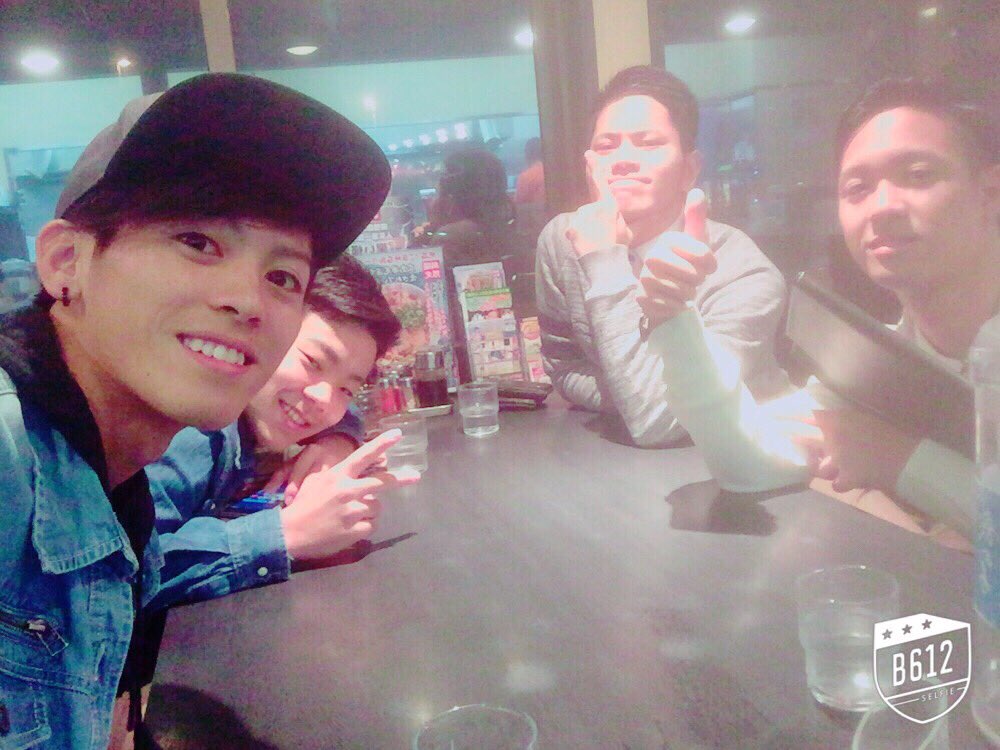 pop_step_gacha's tweet photo. マーチングおわった！
ってことで花月行ってきたー、車はゆーきが出してくれてこーぺにイタ飯、沖山にラーメンおごってもらいました、ごちそうさまです。
そしてボーリングも何ヶ月振りかにいきました、最高です。
明日はたくさんダンスするぞ〜 https://t.co/SlobJZr2Mk
