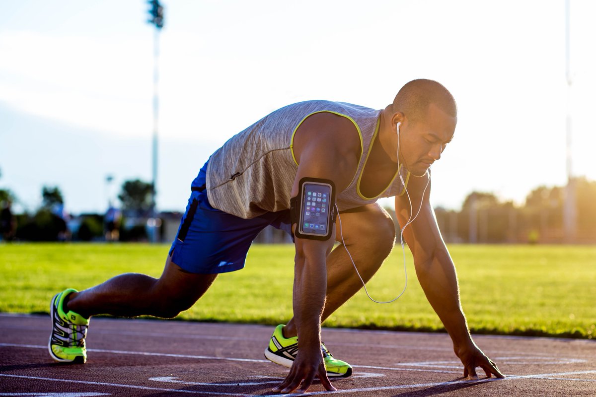 EVOLVGEAR's tweet photo. Our sports armband is an excellent accessory for running! Check out our latest review!

https://t.co/ypu92Wc0RC https://t.co/HNmp2LkcnC