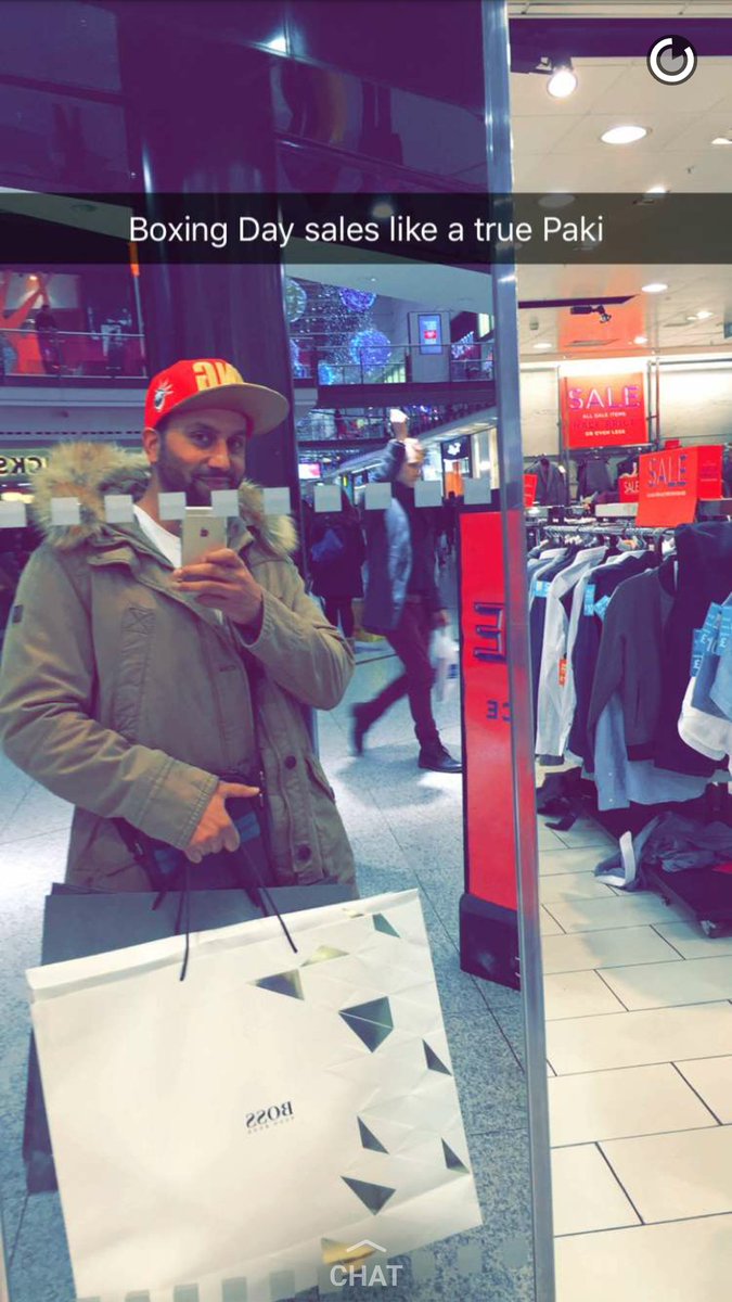 AdnanBonafide's tweet photo. Look who went to the #BoxingDaySales like a true desi @MazBONAFIDE 😂😂
#BonafideTroops https://t.co/Fc2xy8nDDy