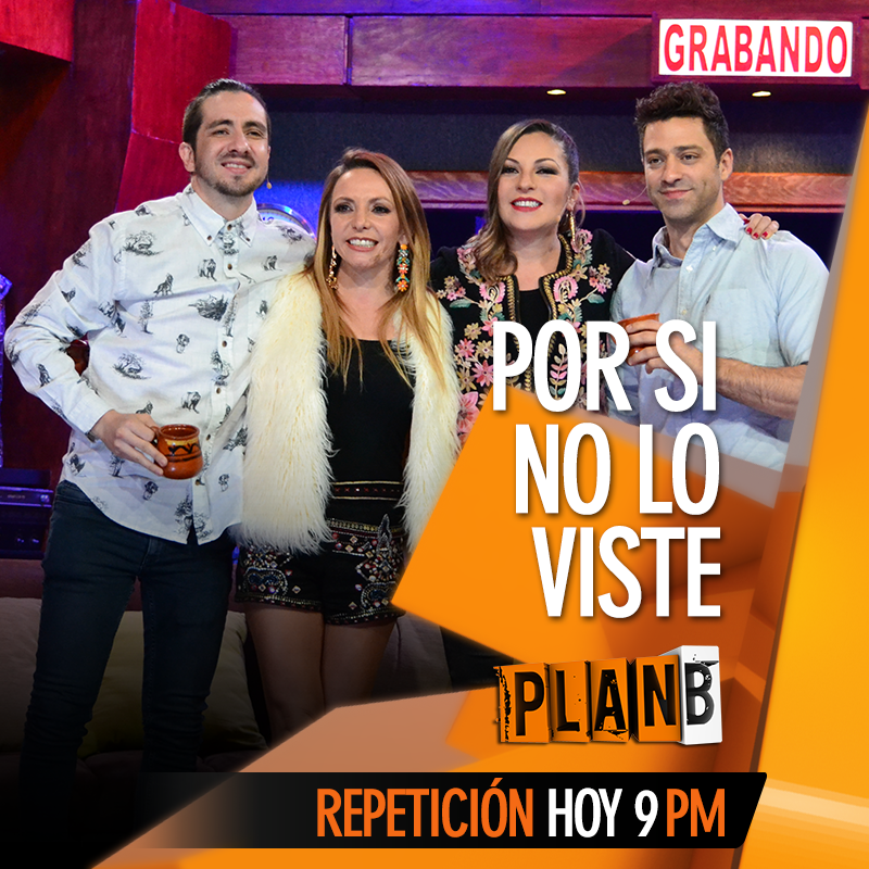 planBconOV7's tweet photo. Los esperamos a las 9 pm en la repetición del especial de Navidad. ¡No falten! https://t.co/f63EW1zvYs