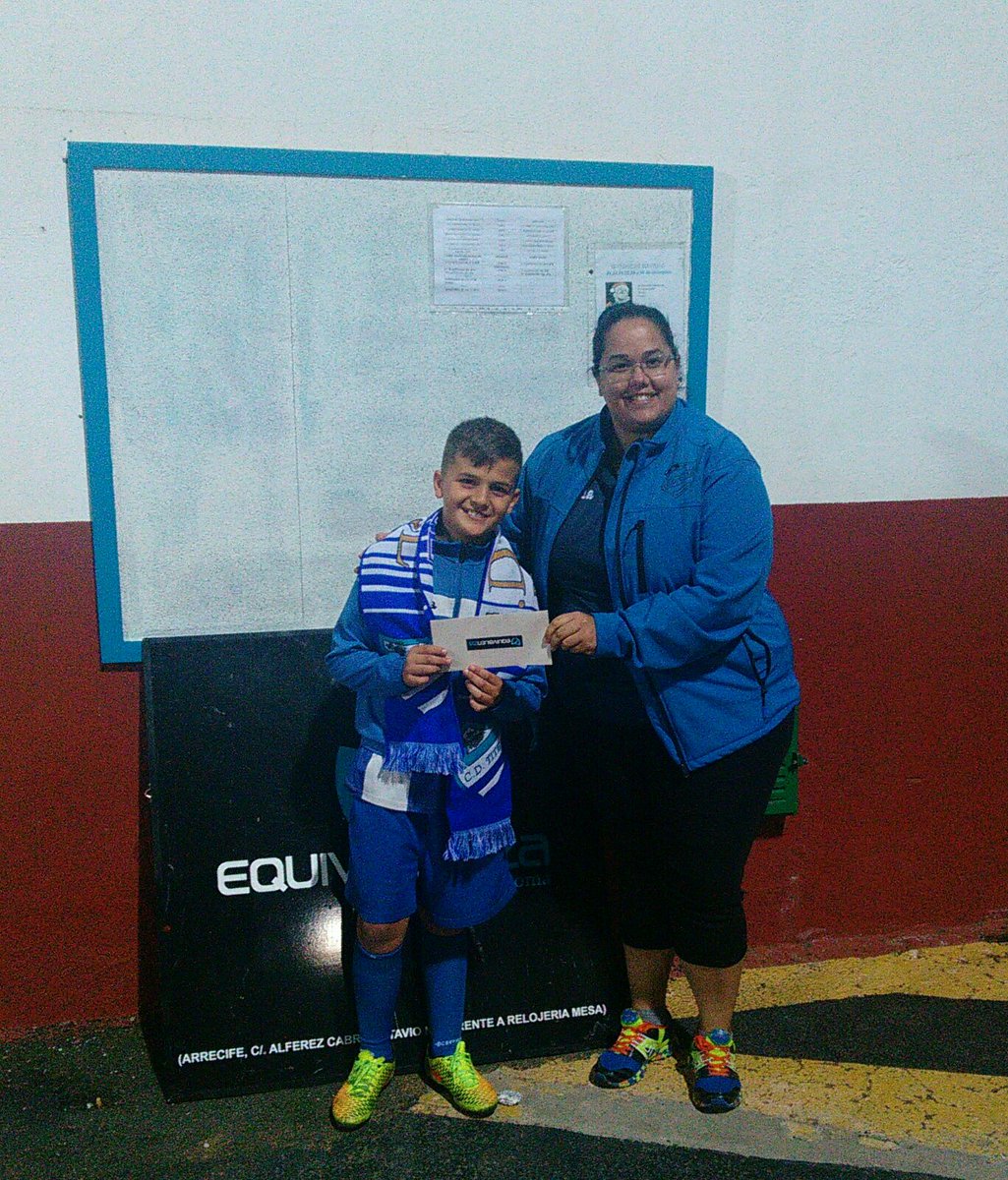 V Torneo de Navidad Toyota Automóviles Lanzarote.
Aqui esta el ganador del sorteo de la tarde de Equivalenza