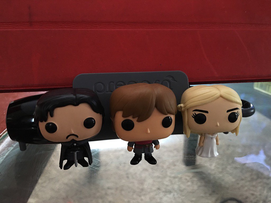 Elegantdoubt's tweet photo. Tyrion is a bit tall, but what a fun gift! :) https://t.co/lw4UohJQxg