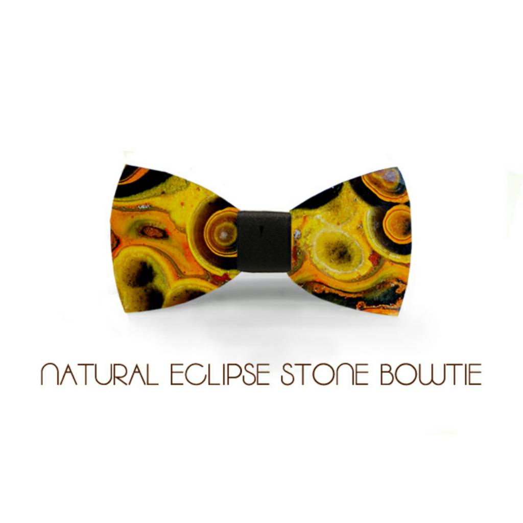 softbee_style's tweet photo. #bowties #kickstarter #mensfashion #womensfashion #accessory #statementaccessory #fashion #gemstones #ties #bowties https://t.co/JLtxyCxLcQ