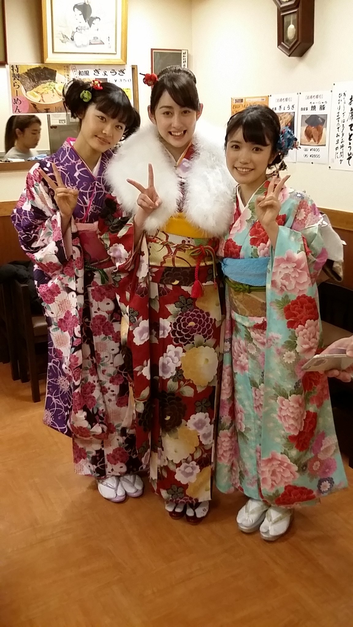 公式 ドラマ ラーメン大好き小泉さん 二代目 予習sp を見て下さっている方 ありがとうございます ラーメン大好き小泉さん16新春sp は1月4日 月 23時30分から全国ネットで放送です 前作を上回るスケールでお送りします 是非ご覧下さい 公式 ドラマ ラーメン大好き小泉さん 二代目 予習sp を見て下さっている方 ありがとうございます ラーメン大好き小泉さん16新春sp は1月4日 月 23時30分から全国ネットで放送です 前作を上回るスケールでお送りします 是非ご覧下さい