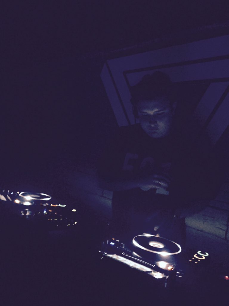 Regan Bowes (@reganbowes) on Twitter photo 