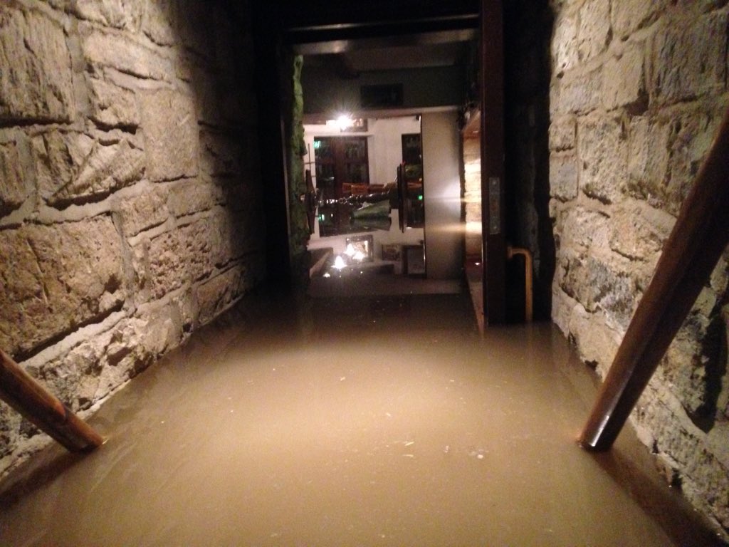 Anyone for a spot of spelunking <a href="/Kirkstallbridge/">Kirkstall Bridge Inn</a> ? #Leeds #Floods #whenyoursmiling #spelunking #kirkstall