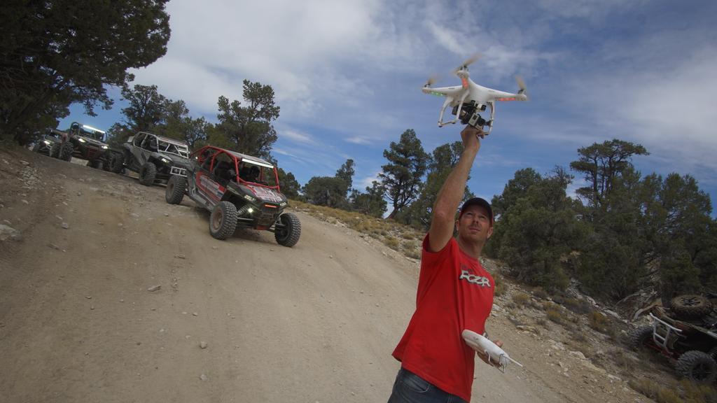 DPFoxSports's tweet photo. Drone shots for days #RZR #superfly
Countdown to the new season: 8 days
Starting Jan. 3rd on @FOXSPORTS  #drone https://t.co/dlUsoxnVce