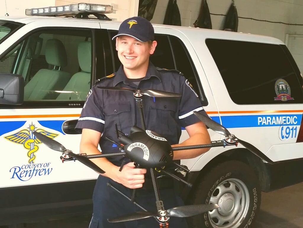 laa007's tweet photo. Ontario Paramedic #UAS @ISAF07's 12/24/15 interview w/ @OttawaMorning https://t.co/Wto9mBhYvs HT @ChiefMNolan #EMS https://t.co/P2Vuot4xeq