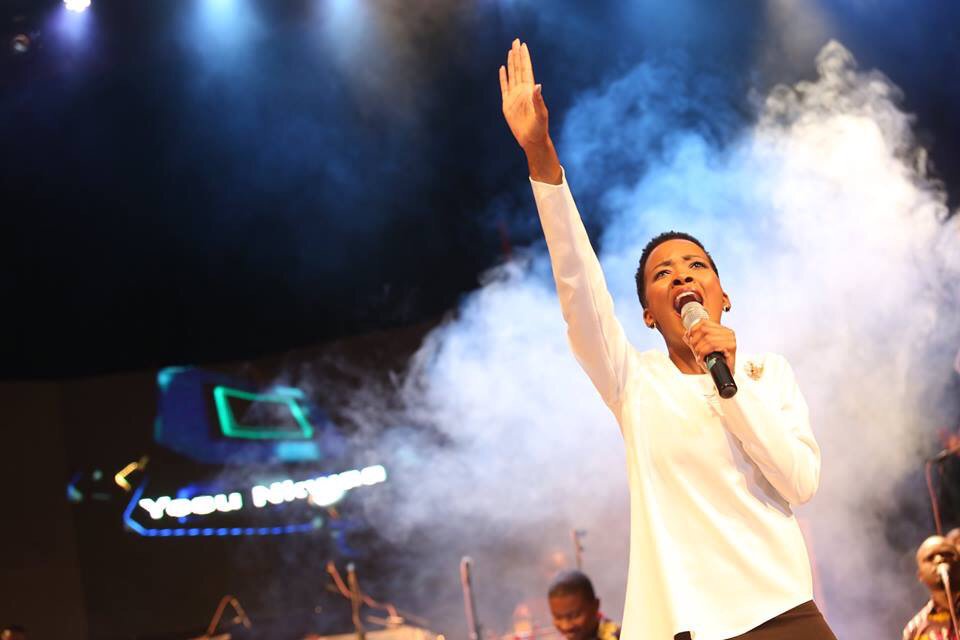 Bodei22's tweet photo. @hlengiNtombela you were amazing awww waiting for second session...God is in this place ... #explo2015 @joyfulwayinc https://t.co/wjq0veCEY6