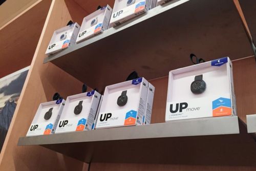 2016 could be the year #wearables become a "retail phenomenon": bit.ly/1Oo2O5U <a href="/MediaPost/">MediaPost</a> #wearabletech