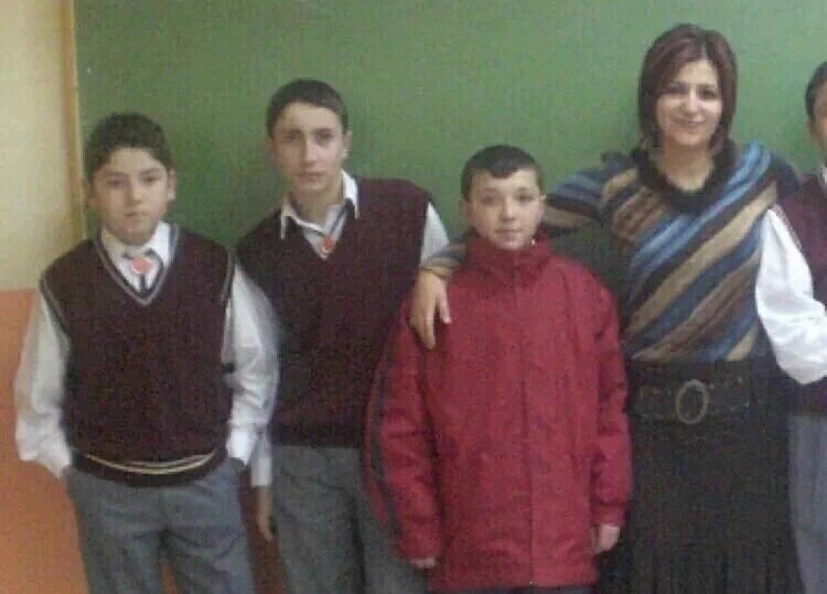 KaderKarakc's tweet photo. Babam "bizim zamanımızda diye başlayan cümleyle yaptığı edebiyatta bitsede odama gitsem temsili 😂 @atakannozyurt https://t.co/YvmrA70FyT