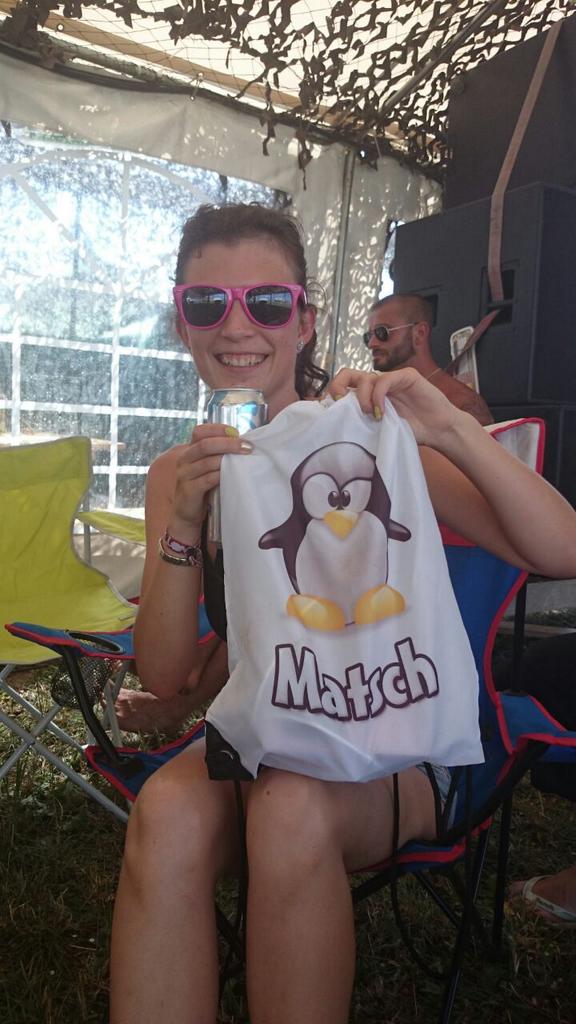LisaTheGreatSom's tweet photo. #sms #dreamingoflastsumer #party #pinguin #matsch https://t.co/Y4jmWAtcDv